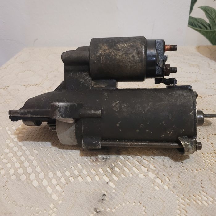 Rozrusznik silnika Ford Mondeo MK3 1.8 2.0 Benzina
