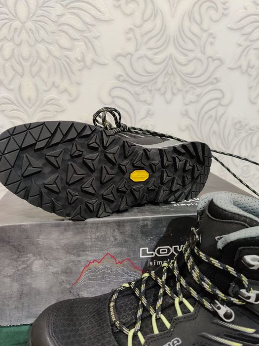 Buty trekkingowe górskie Lowa  38 vibram trek evo gtx mid ws