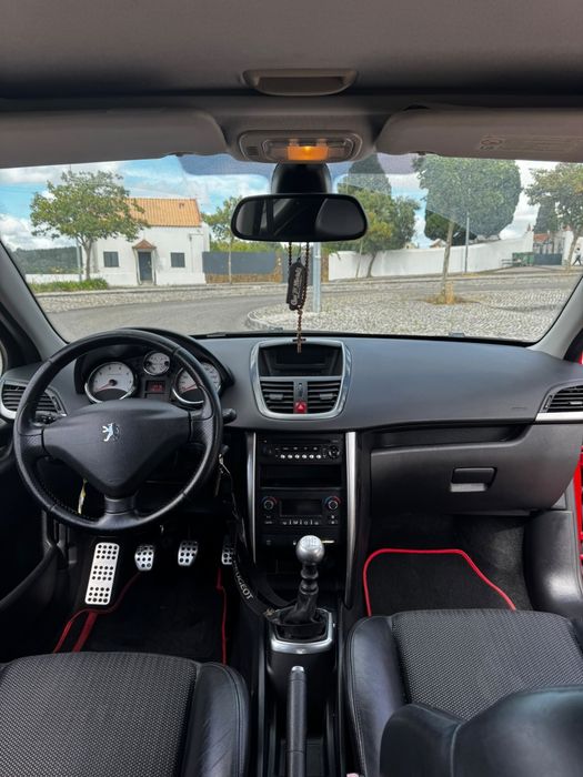 Peugeot 207 GT 2010