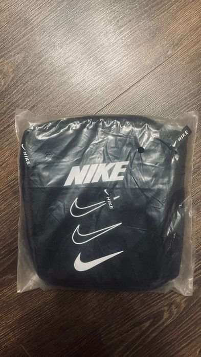 Сумки через  NIKE та The North Face НОВІ !!!