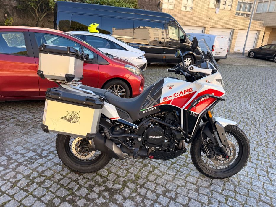 Moto Morini X-Cape 649 – Pronta para Estrada e Todo-o-Terreno