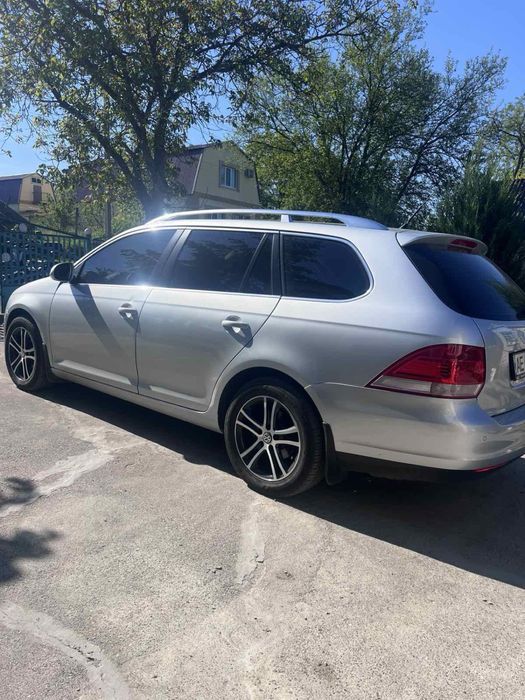 Продам  Volkswagen  Golf 5 2009