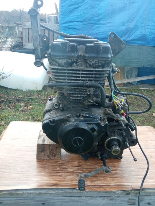Hyosung Karion RT125 części silnik koła inne