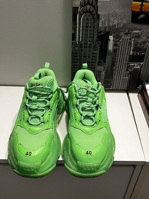 Balenciaga triple s