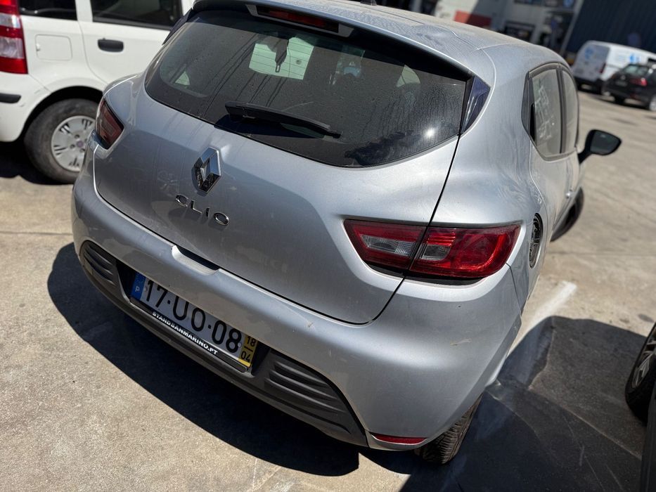 Renault Clio 4 de 2018 para peças