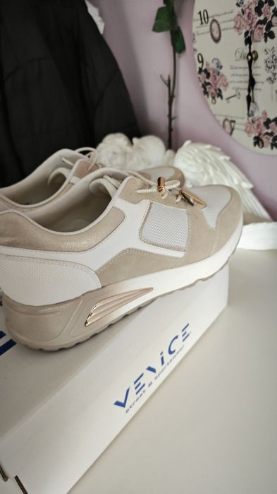 Buty beżowe kremowe adidasy buty sportowe sneakersy 42