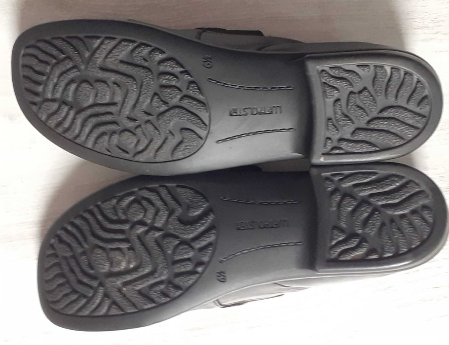 Półbuty pantofle Ara skórzane 39,5