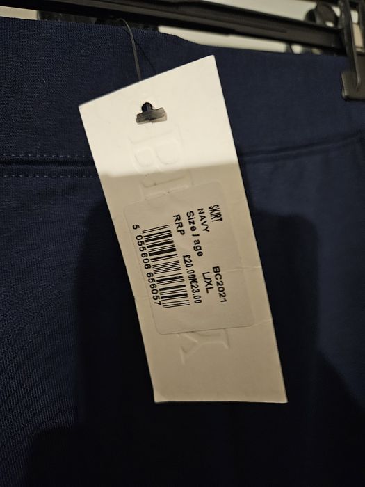 Nowa spódnica 90% bawelna 10% elastan BR&DY