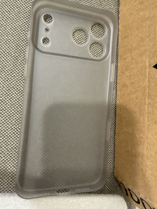 Новий чохол на айфон iphone 17 pro max