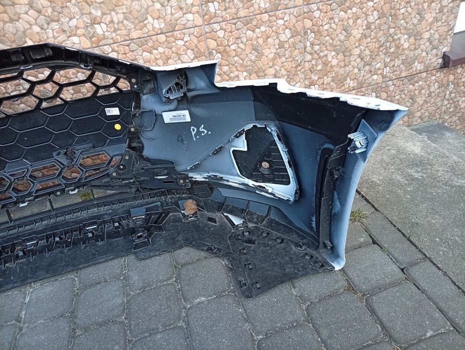 Audi A3 8Y 8Y0 LIFT 24  zderzak przedni przód pod Radar 6 x PDC