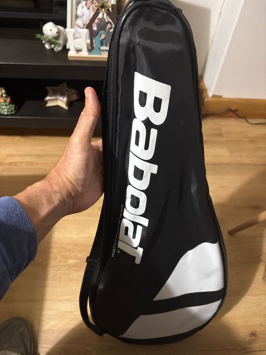 Raquete de tênis Wilson + capa Babolat + munhequeira