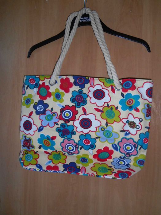 нова сумка пляжна кольорова на блискавці з підкладкою