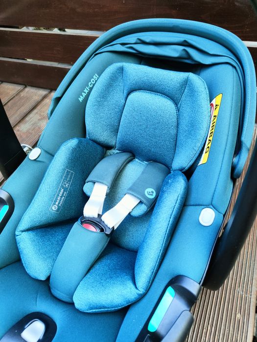 Maxi Cosi Pebble 360 + baza FamilyFix 360.