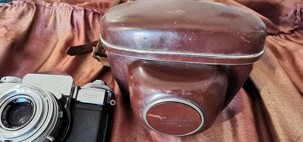 Máquina fotográfica contaflex