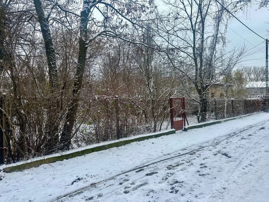 - Działka 607 mkw Tomaszowie Maz. - ul. Ugaj -