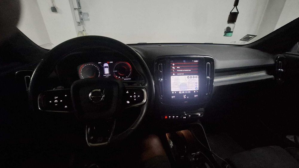 Volvo XC40 T5 R-Design (Plug-In)