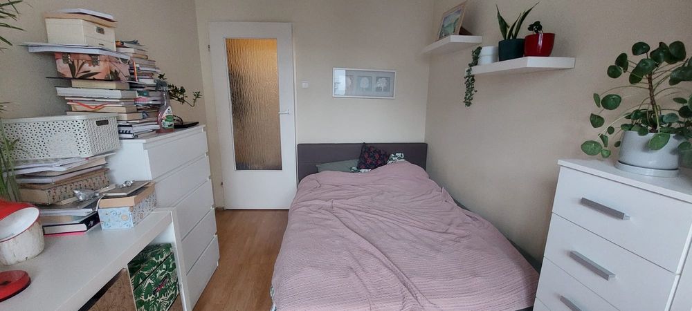 Pokój w mieszkaniu 2-pokojowym - Bronowice