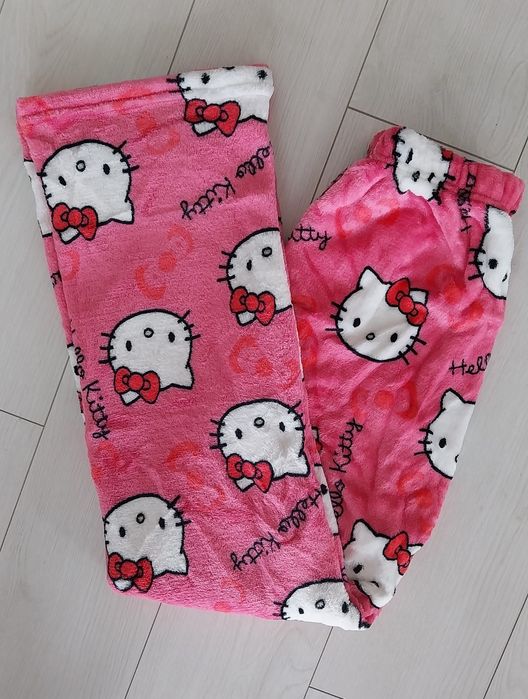 Spodnie Hello Kitty Pluszowe Baby Pink Musisz je Mieć XS/S