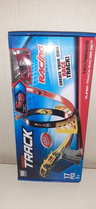 Гоночный трек Крутой вираж 230см, артикул 68825 Maya Toys