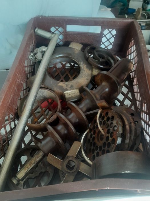 Sprzedam maszynkę do mięsa wilk