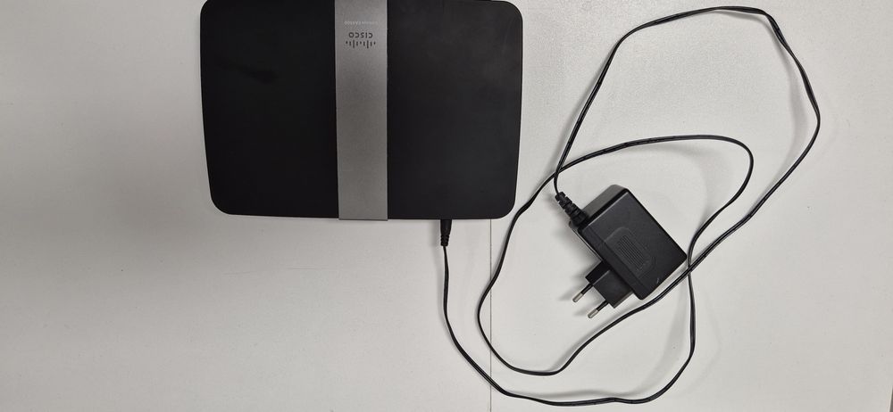 Router Cisco Linksys EA 4500 Wi-Fi with power supply64586204019842123