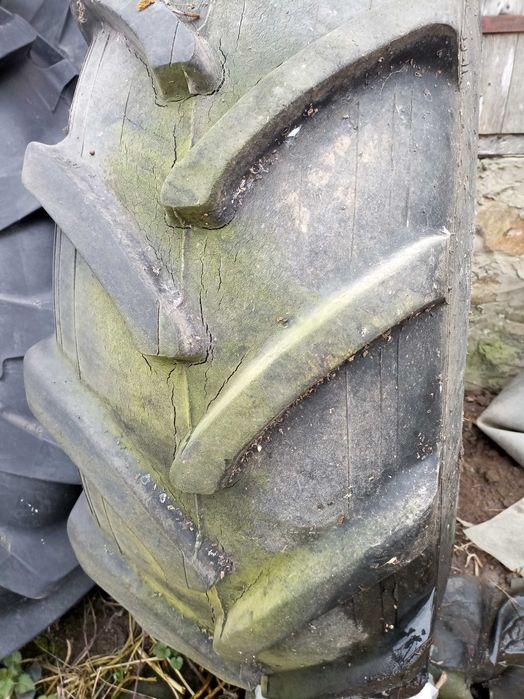 Шина 18.4-24 на комбайн