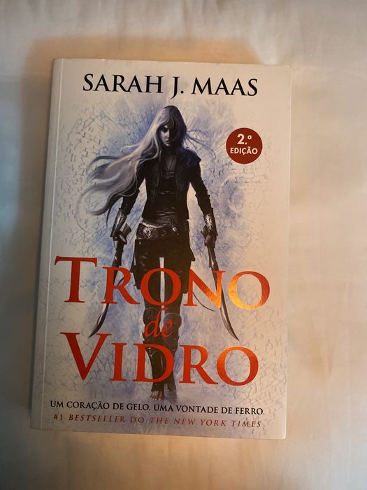 Livro - Trono de vidro de Sarah j. Maas