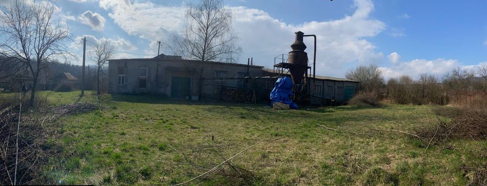 Продається Виробнича База  неподалік  від  н.п.  Перечин