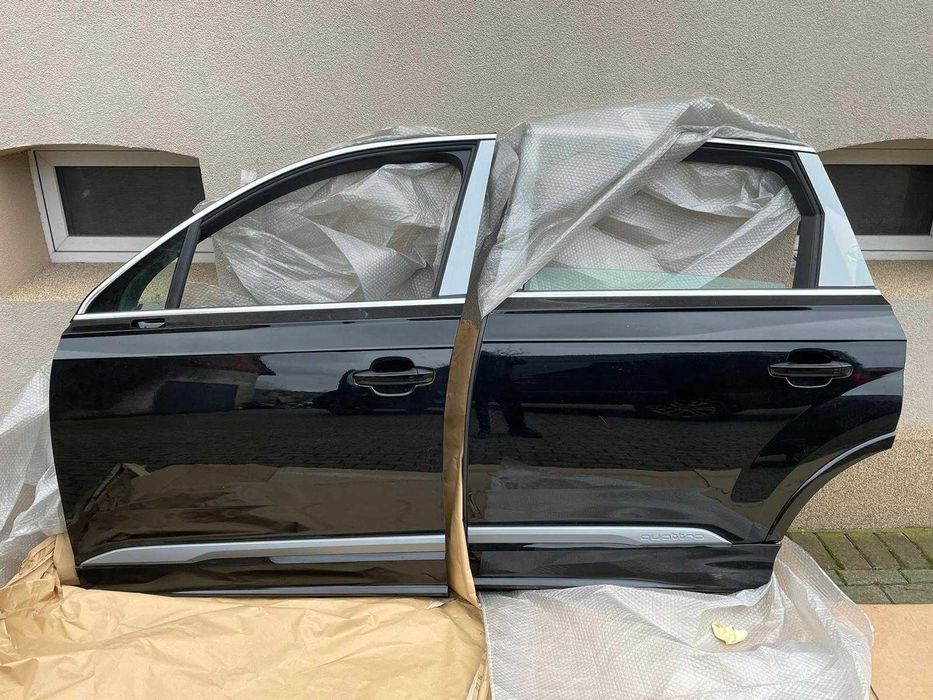 Двери передние задние правые левые Audi Q7 4M разборка