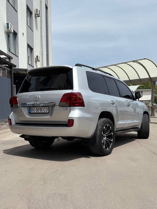 Toyota Land Cruiser 2012 200 (FL)