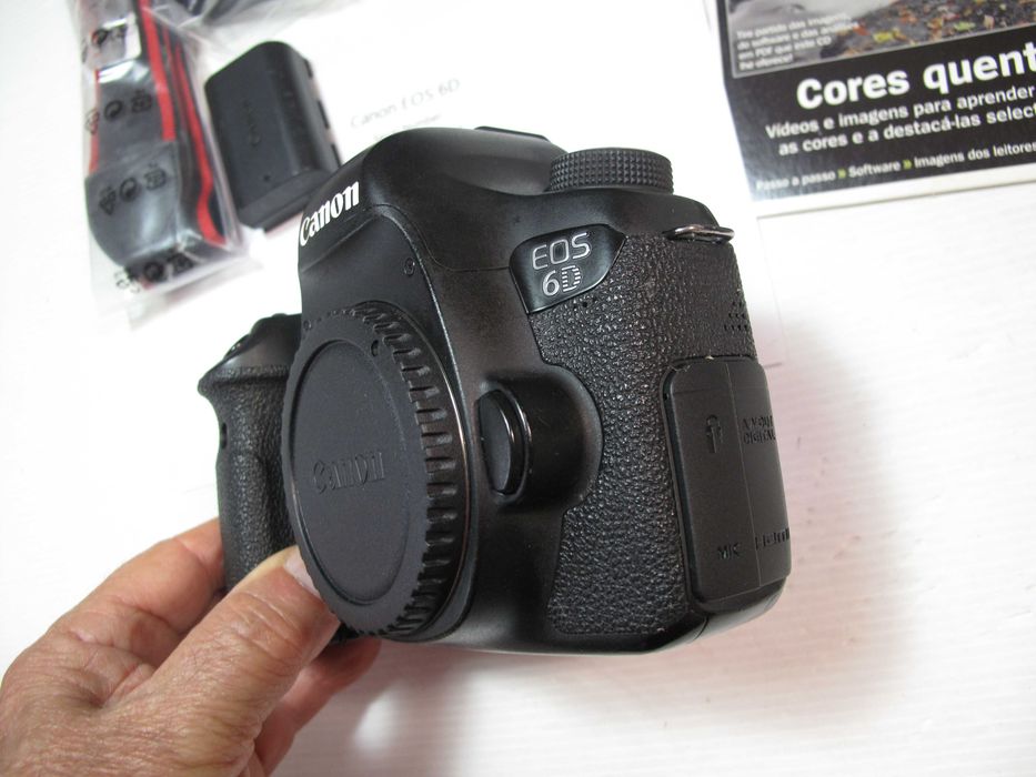 Canon 6D em excelente condição, com ou sem lente- Ver descrição e Fotos