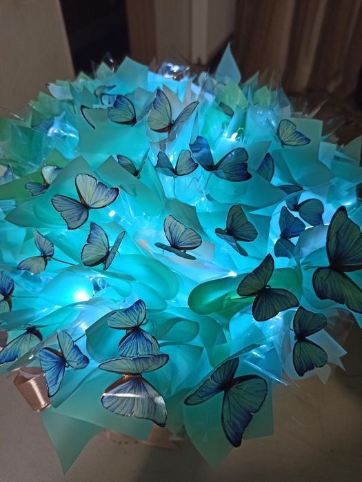 Букет из 55 бабочек. Букет з метеликів. Світильник.