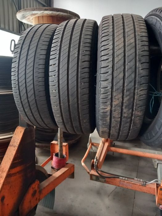 Vendo pneus usados