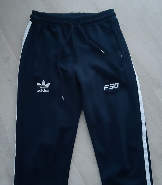 Zestaw sportowy chłopak r. S