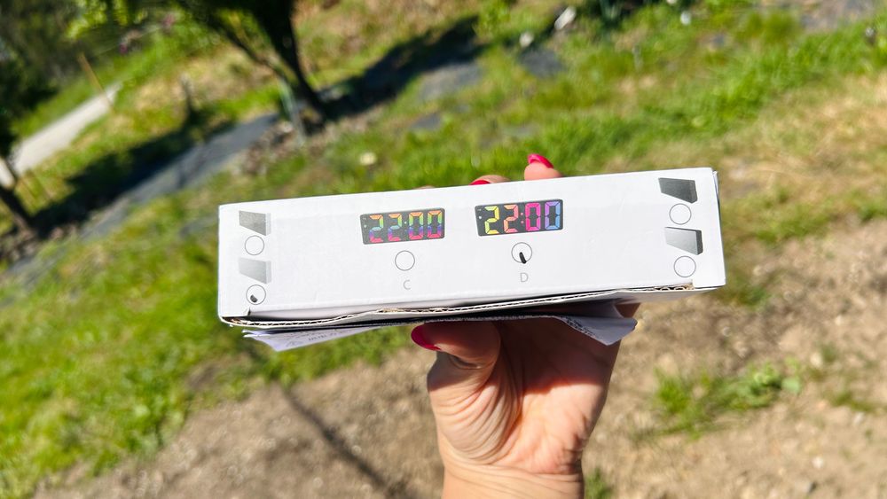 Relógio led colorido (espelhado)