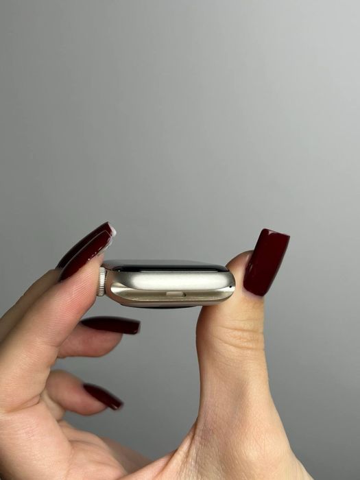 Продам Apple watch SE2 40m/m