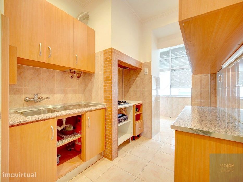 Apartamento T2 em Campolide