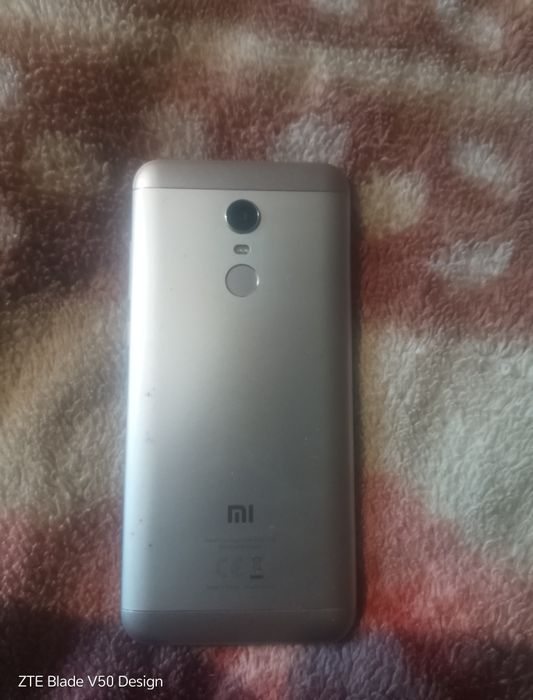 Продам телефон Xiaomi 5 plus