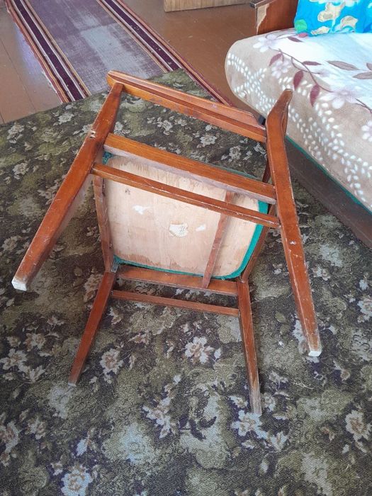 Крiсло, каркас цiлий, вiнтаж, 60-тi роки.