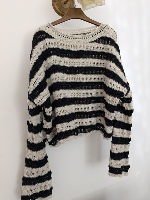 Ażurowy sweterek firmy Pull &bear