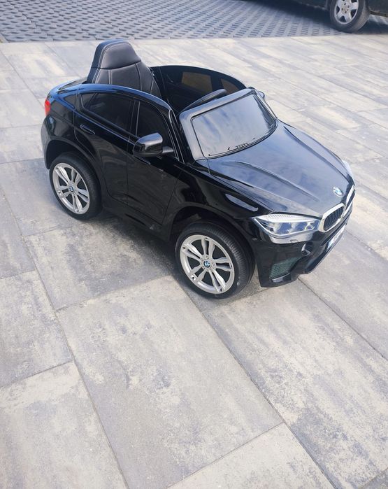 Dziecięcy samochód elektryczny Ramiz BMW X6M, stan bardzo dobry