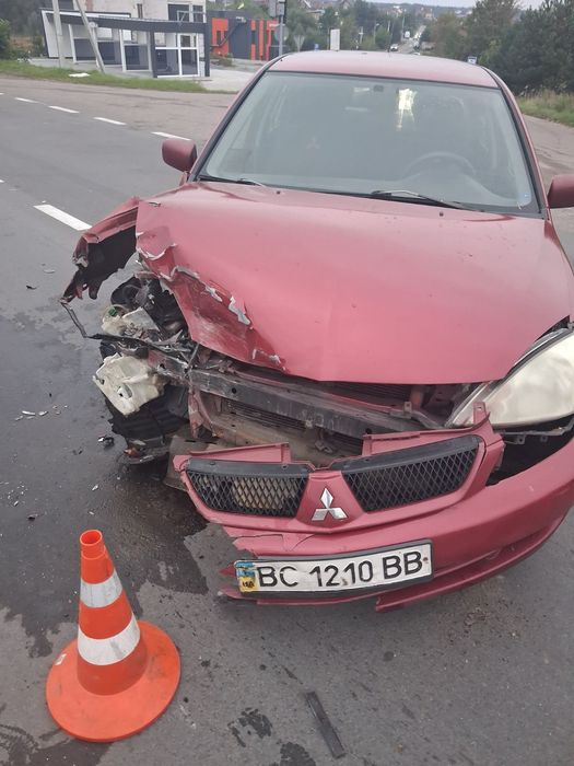 Автомобіль Mitsubishi Lancer