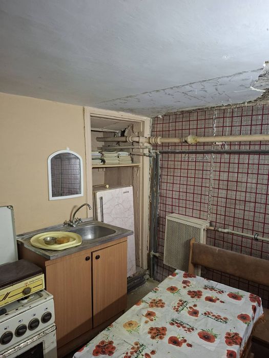 Здам будинок з підвалом