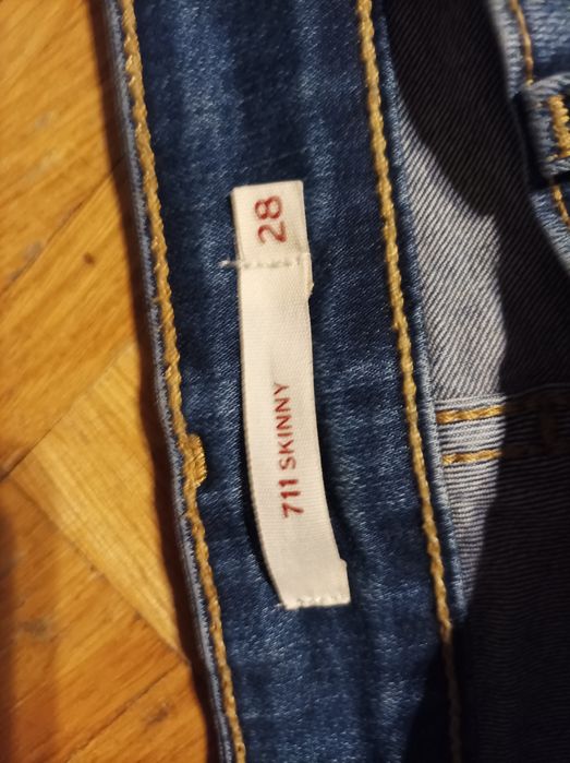 Spodnie jeansowe Levi's 711 skinny