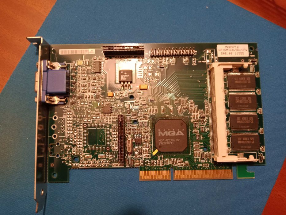 Placas de Som Creative Labs e Placas Gráficas VINTAGE Matrox S3