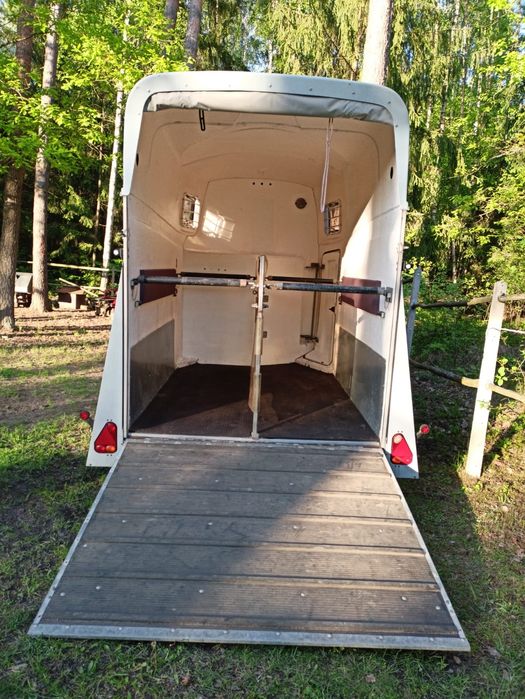 Przyczepa do przewożenia zwierząt