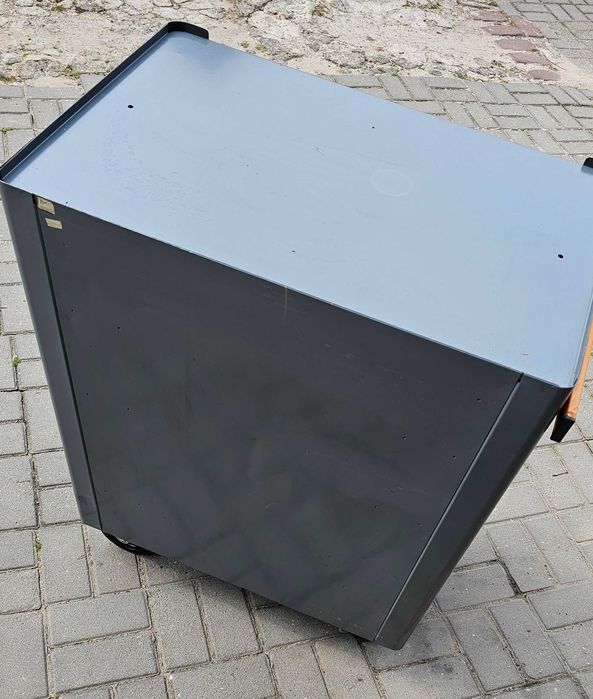 Sprzedam szafkę narzędziową na kółkach NEO