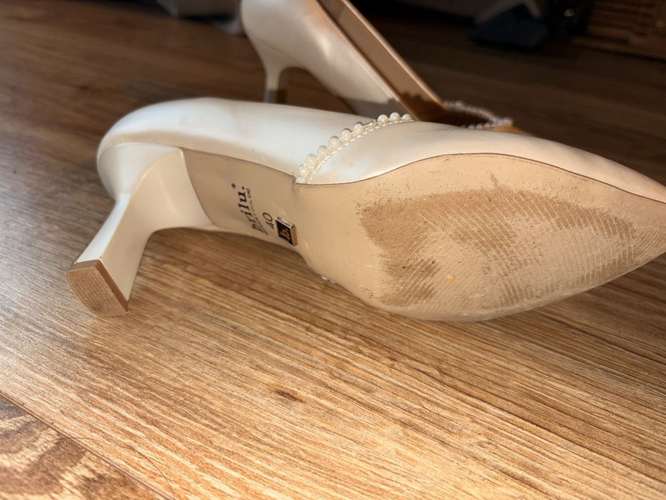 Buty ślubne r 40