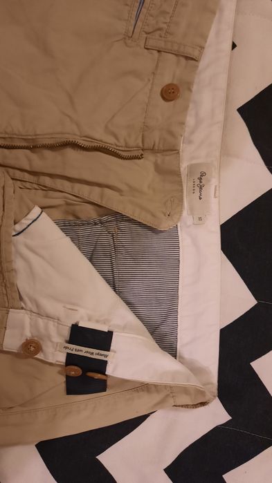Spodnie marki Pepe Jeans