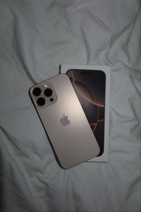 iPhone 16 Pro Max 256GB Desert Titanium nano‑SIM / eSIM